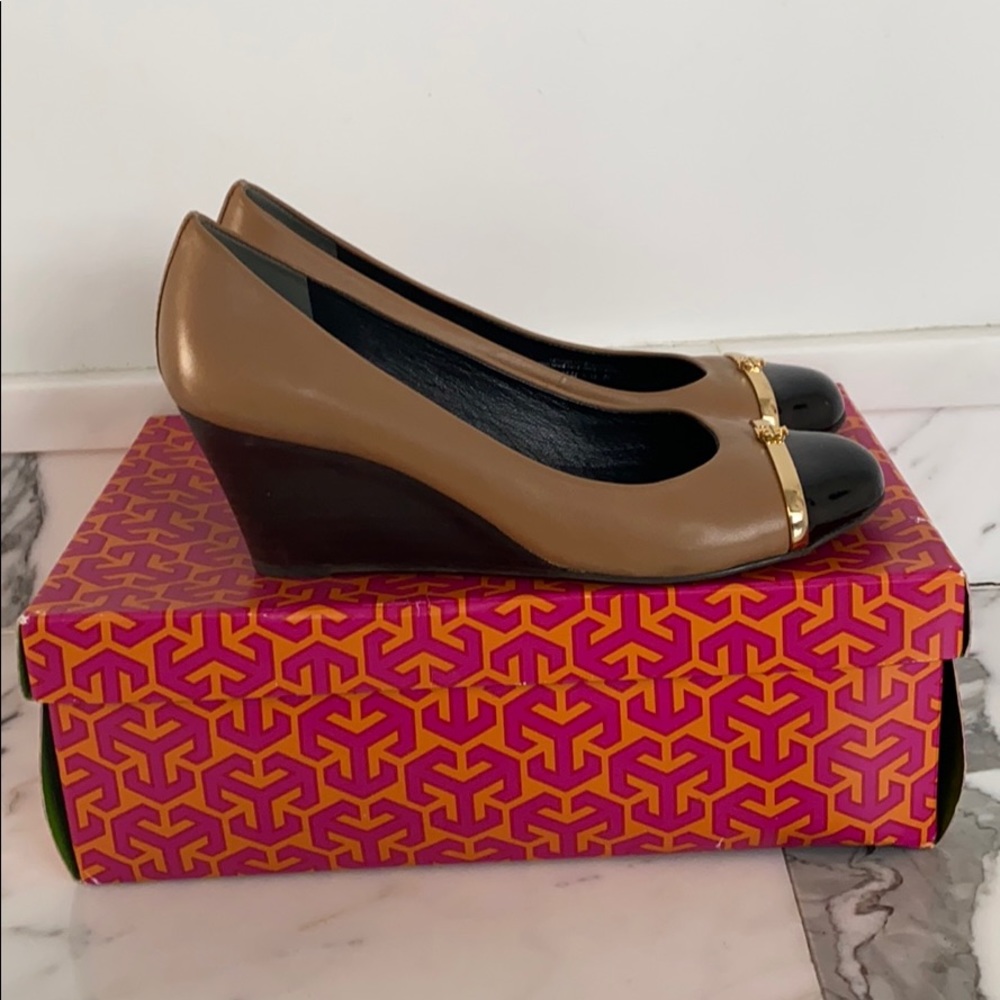 Tori Burch Wedge